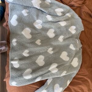 Cozy Heart Pattern Sweater - Gray and White